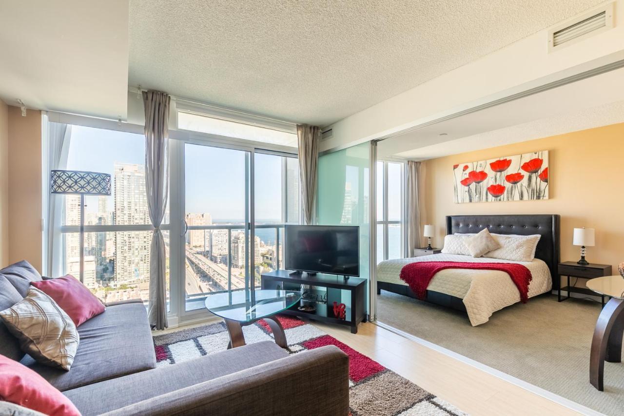 Simply Comfort. Amazing Downtown Apartments Торонто Экстерьер фото